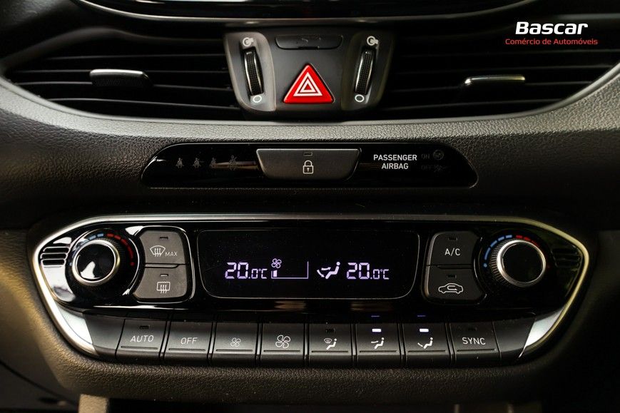 hyundai-i30-sw-2020-diesel-1598cc