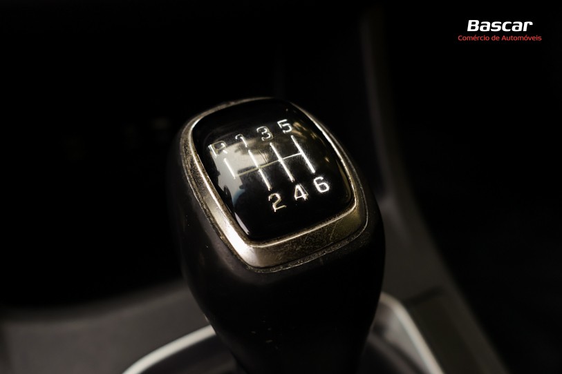 hyundai-i30-sw-2020-diesel-1598cc