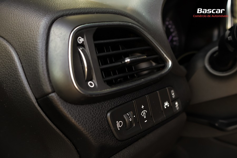 hyundai-i30-sw-2020-diesel-1598cc