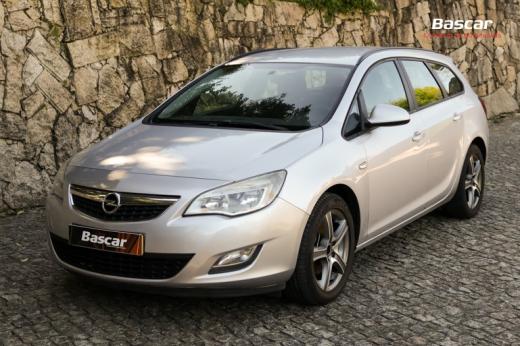 opel-astra-sport-tourer-2011-diesel-1686cc