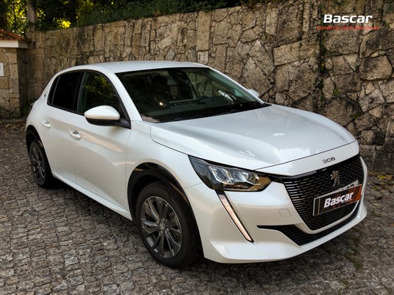 peugeot-208-2021-eletrico-500cc