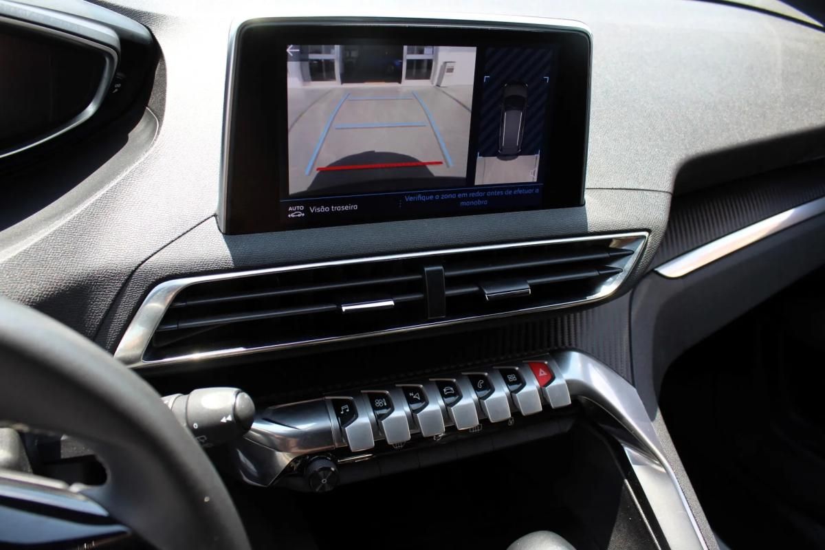 peugeot-5008-2023-diesel-1499cc