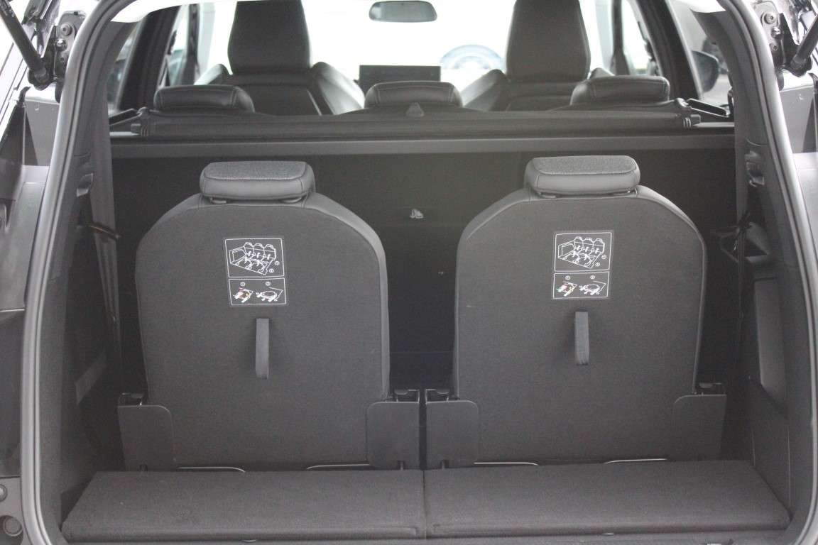 peugeot-5008-2022-diesel-1499cc