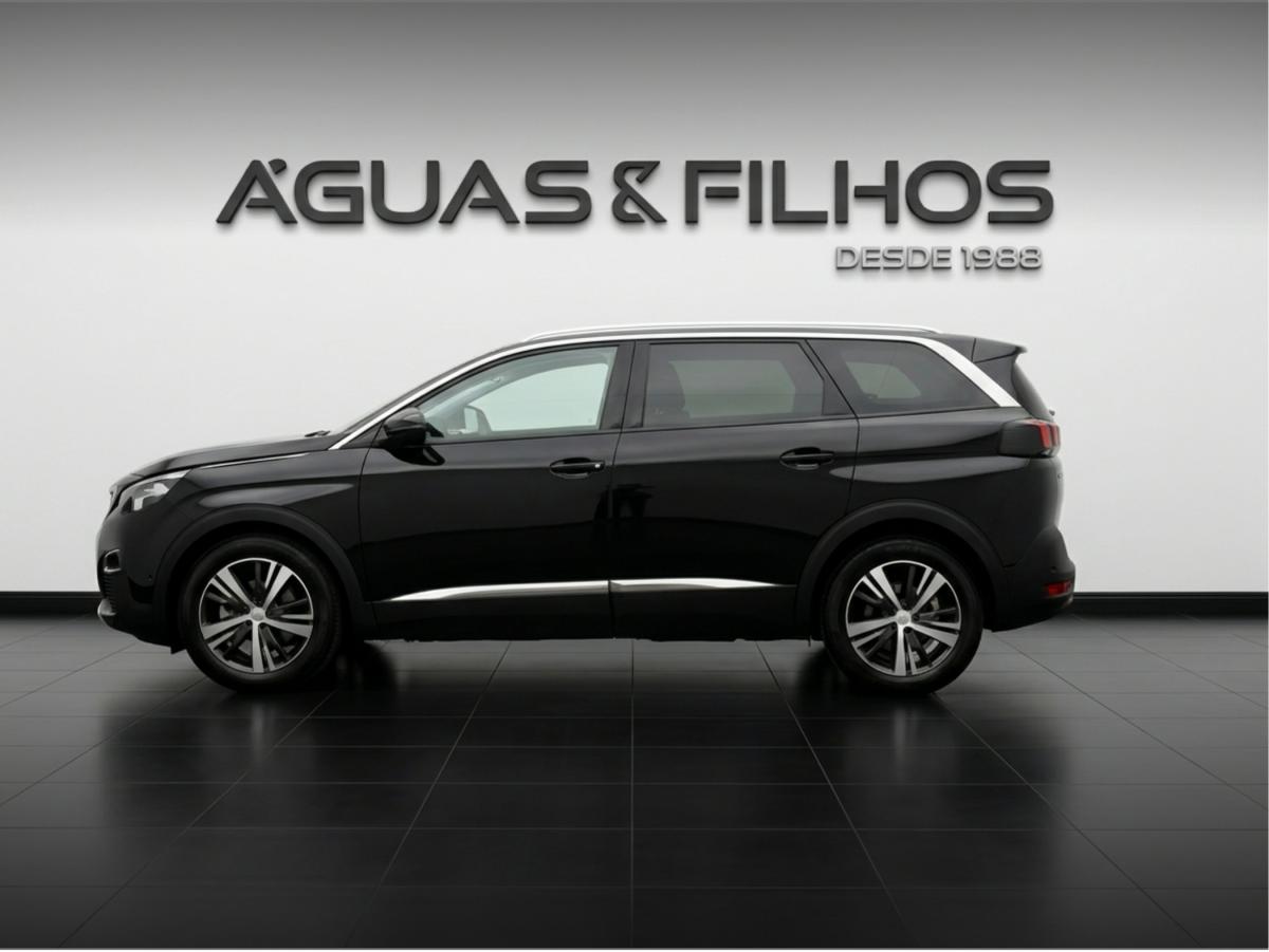 peugeot-5008-2022-diesel-1499cc