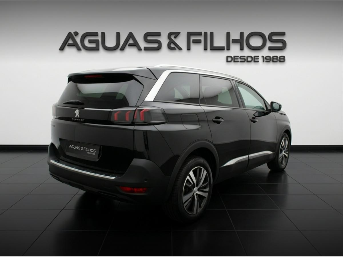 peugeot-5008-2022-diesel-1499cc