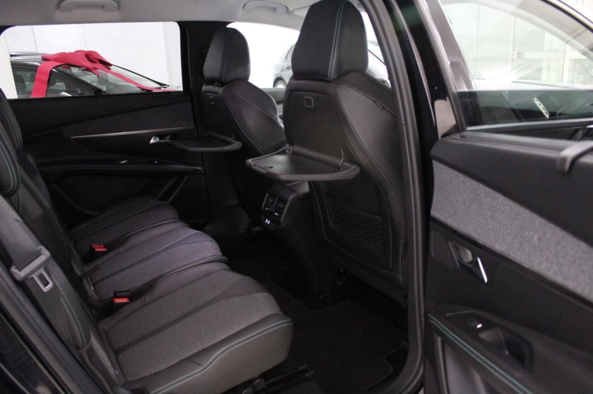 peugeot-5008-2022-diesel-1499cc