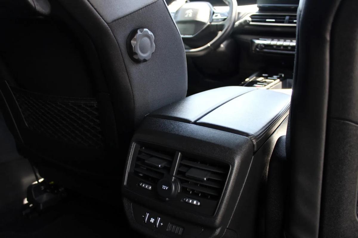 peugeot-5008-2022-diesel-1499cc