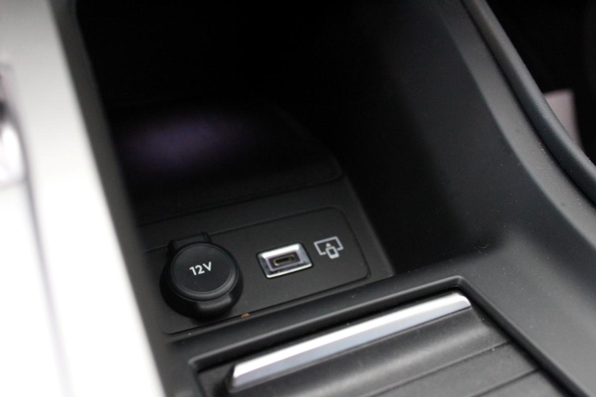 peugeot-308-2022-gasolina-1199cc