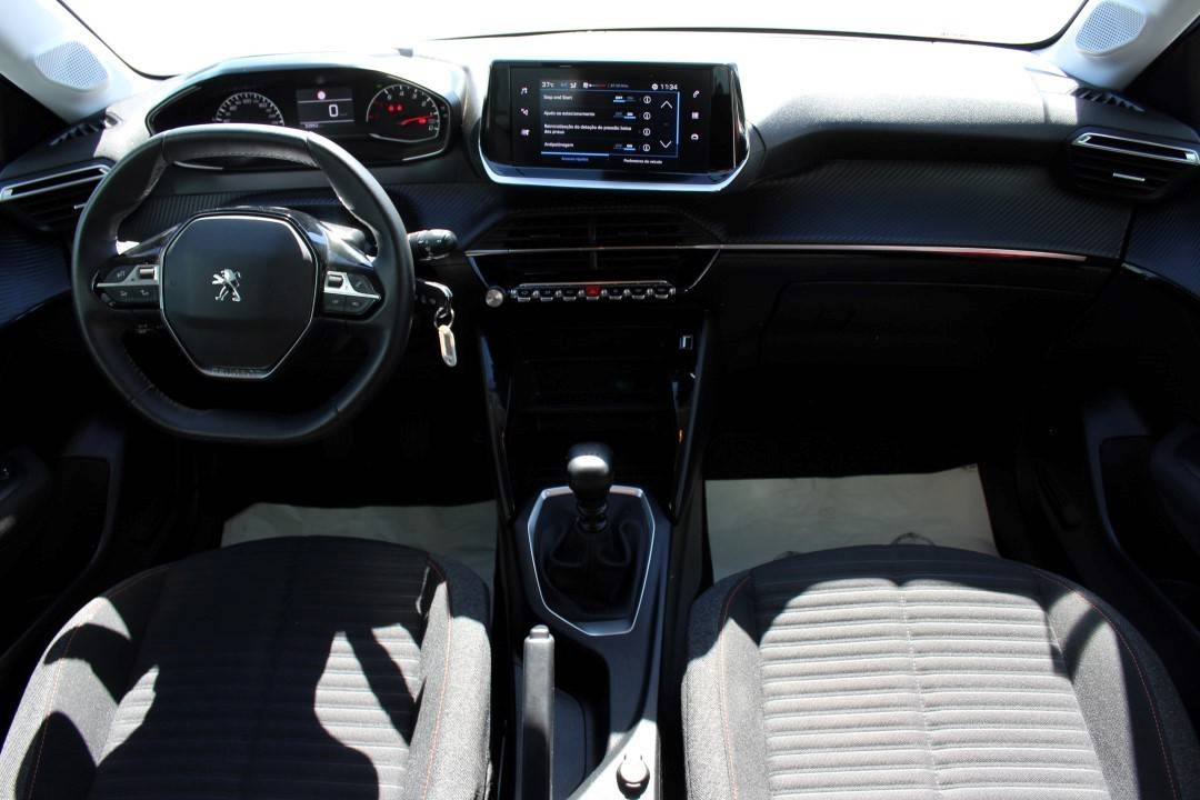 peugeot-208-2022-gasolina-1199cc
