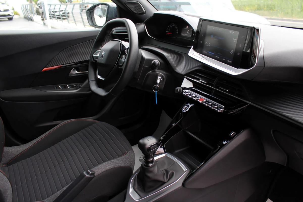 peugeot-2008-2023-gasolina-1199cc