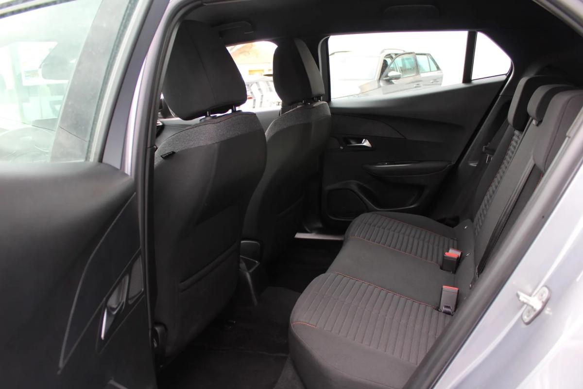 peugeot-2008-2023-gasolina-1199cc
