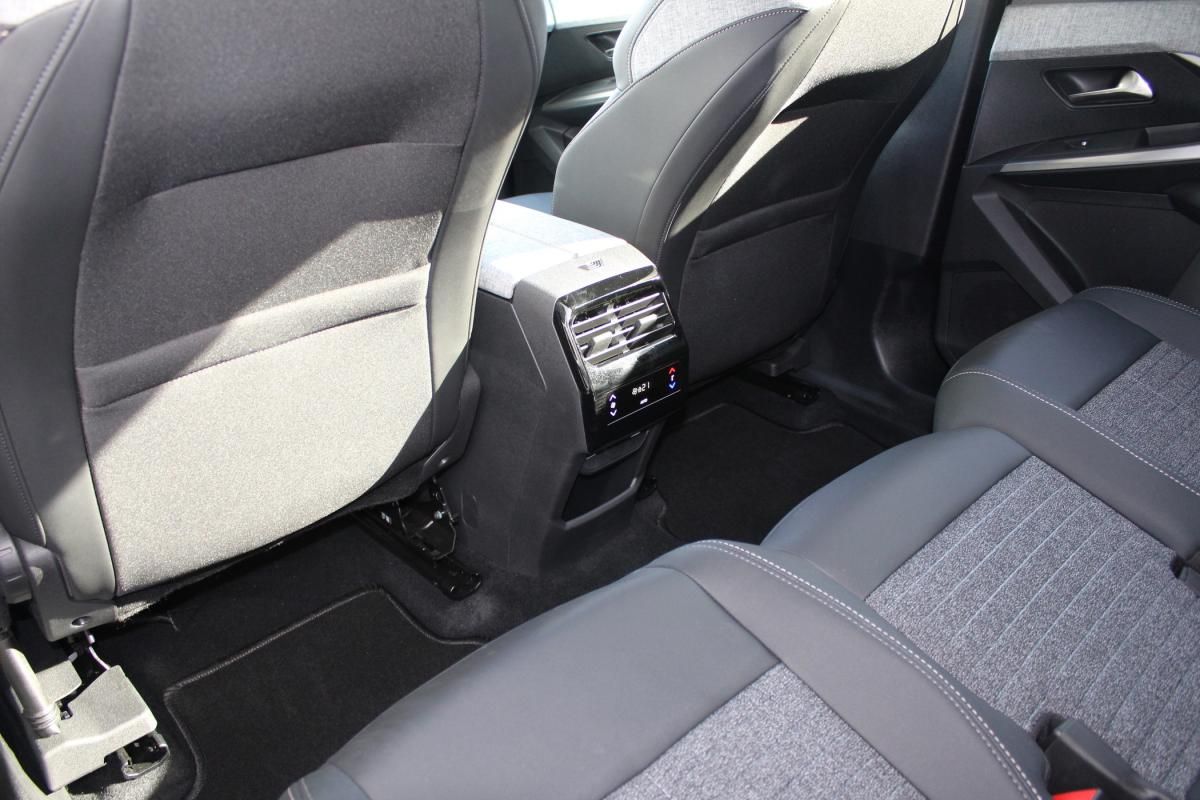peugeot-5008-2025-gasolina-1199cc