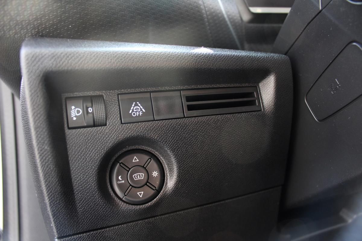 citroen-c4-2022-diesel-1499cc