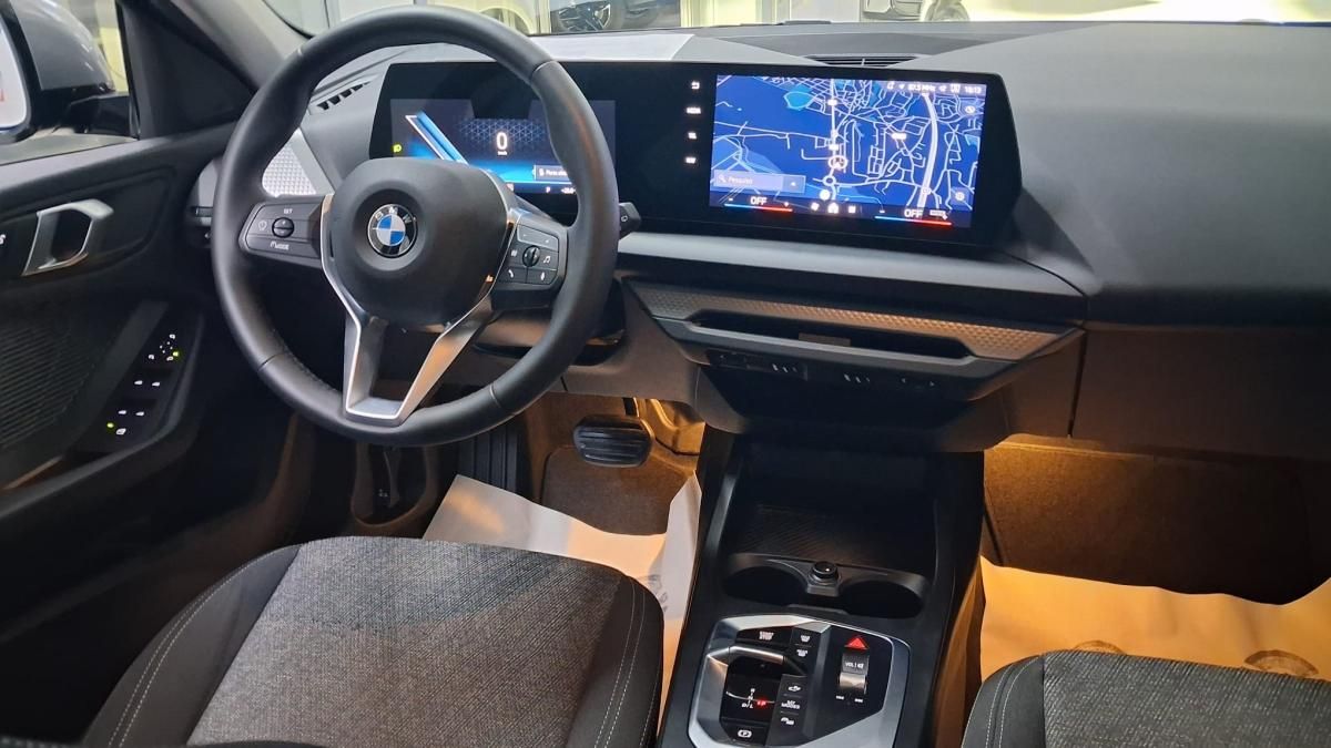 bmw-serie-1-2025-gasolina-1499cc
