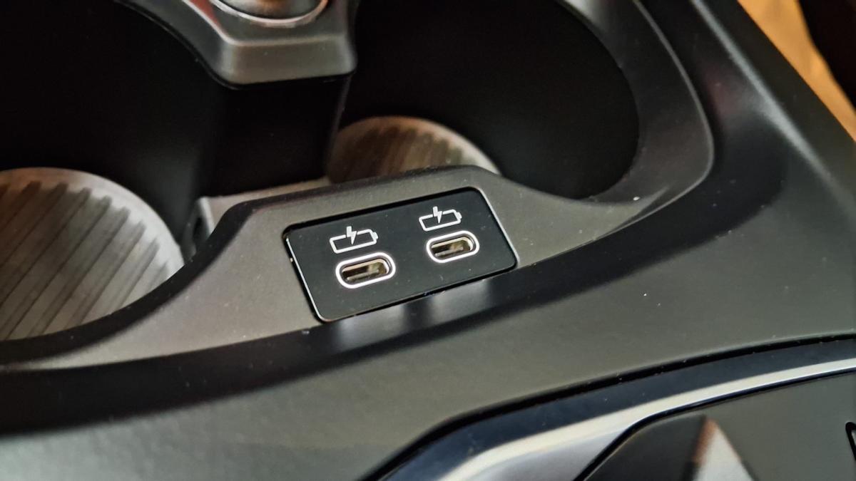 bmw-serie-1-2025-gasolina-1499cc