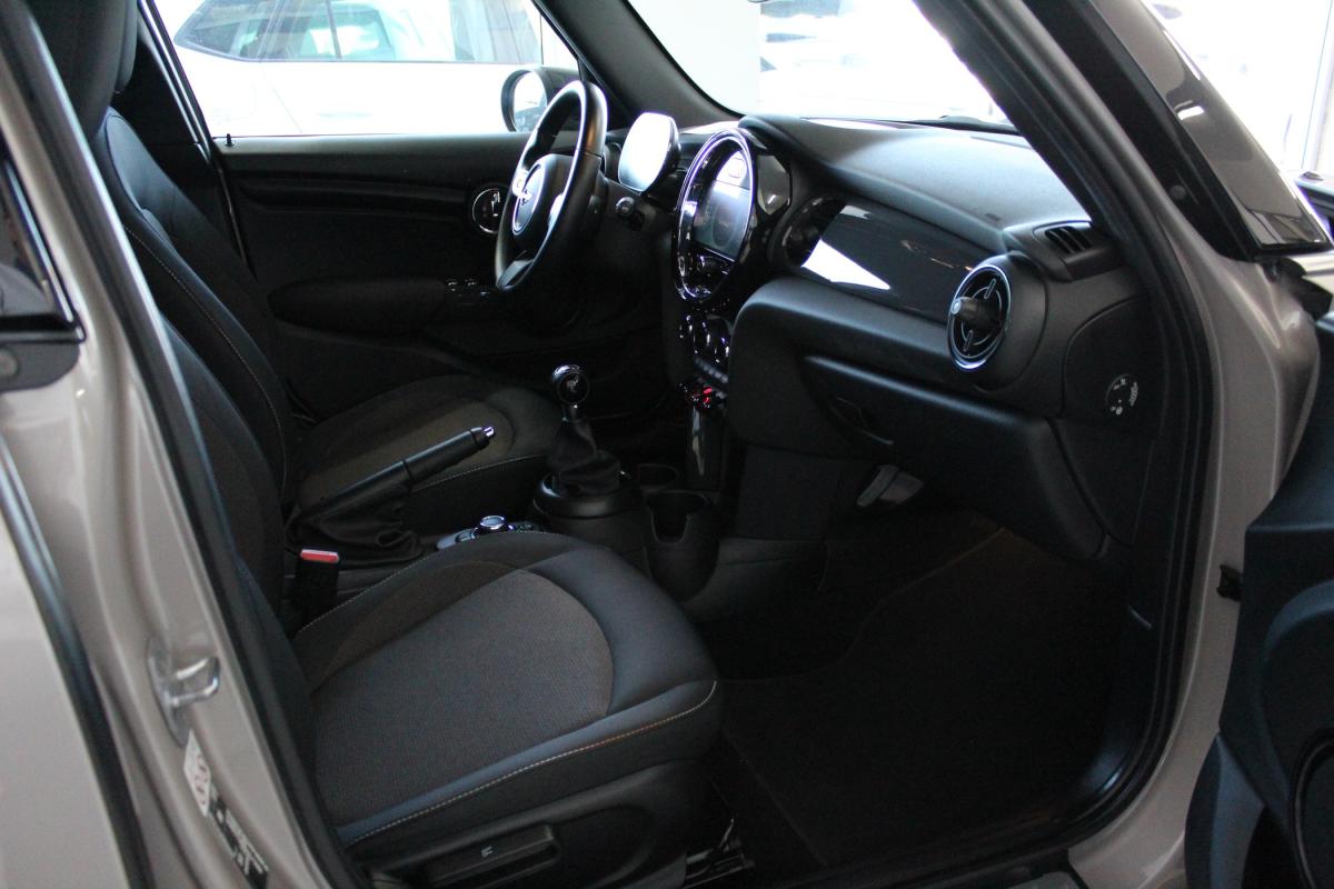 mini-cooper-2023-gasolina-1499cc