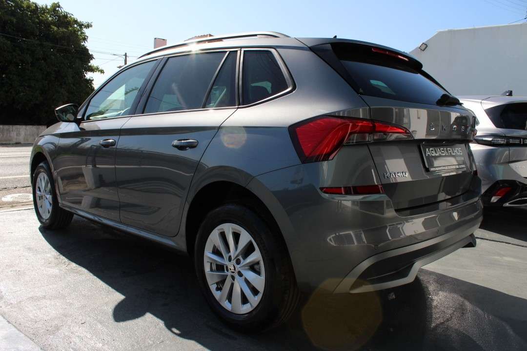 skoda-kamiq-2025-gasolina-999cc