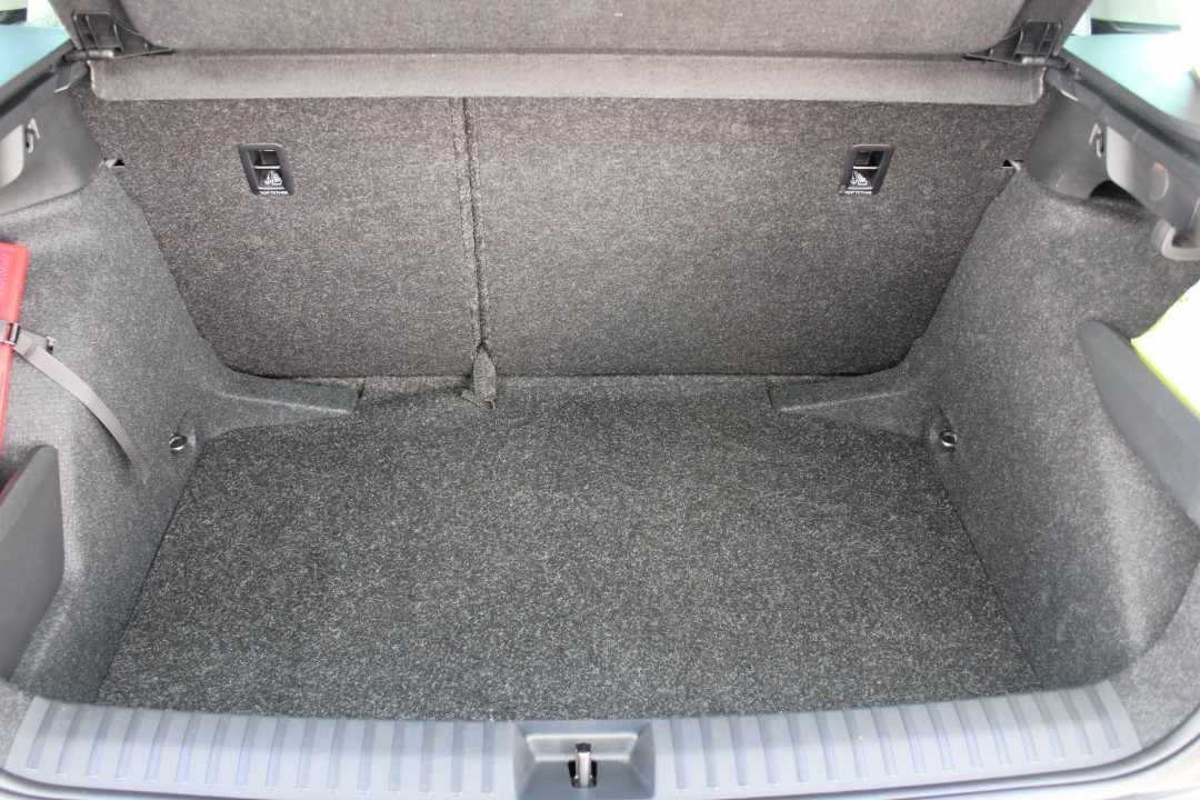 skoda-kamiq-2025-gasolina-999cc