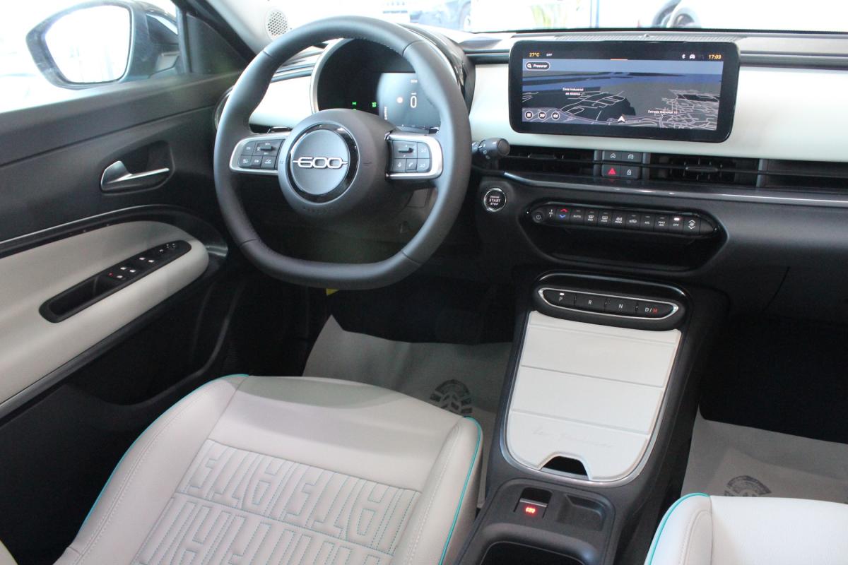 fiat-600-2025-gasolina-1199cc