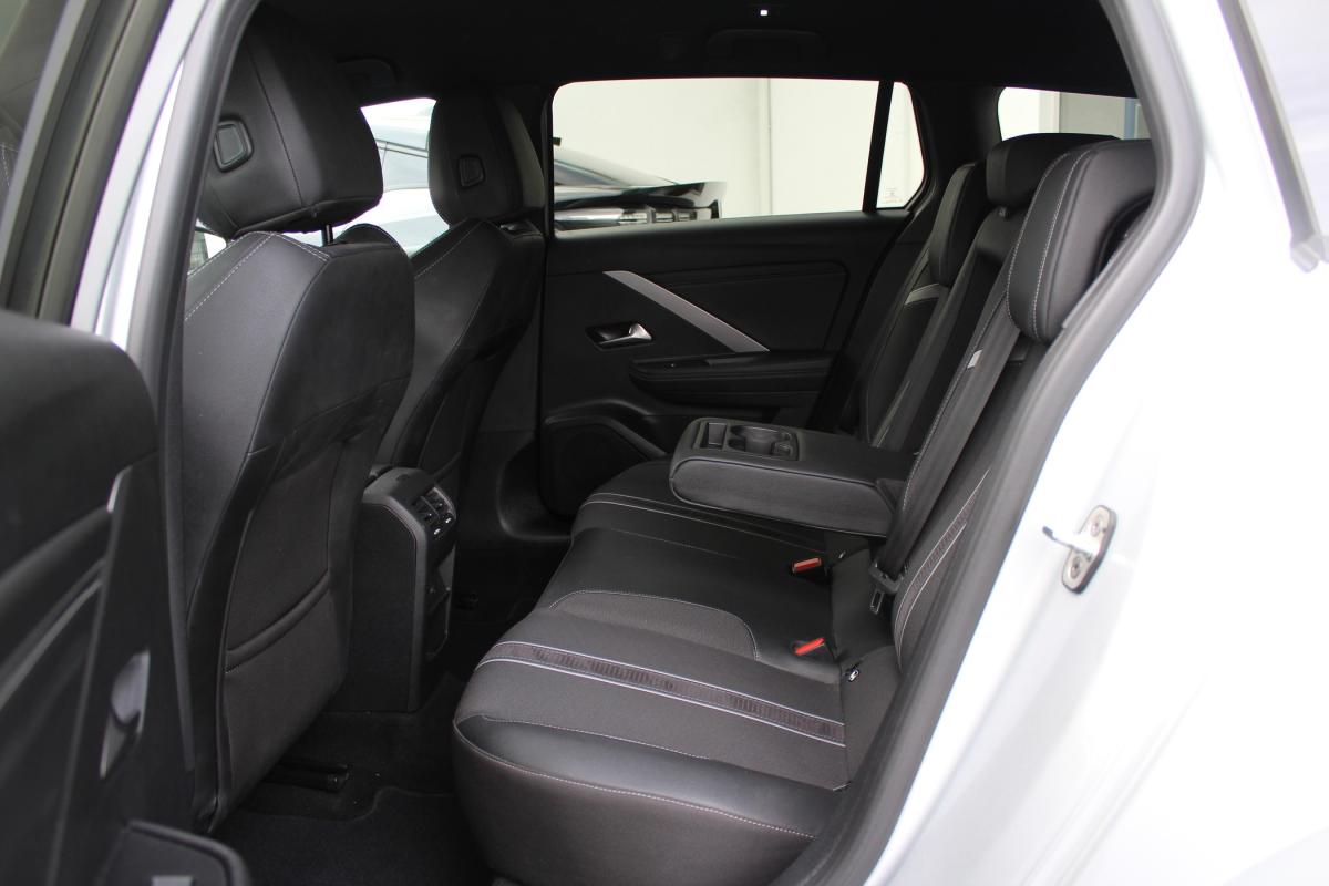 opel-astra-sport-tourer-2024-diesel-1499cc