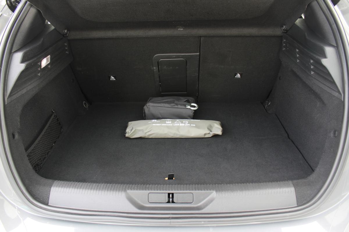 peugeot-308-2024-hibrido-a-gasolina-1598cc