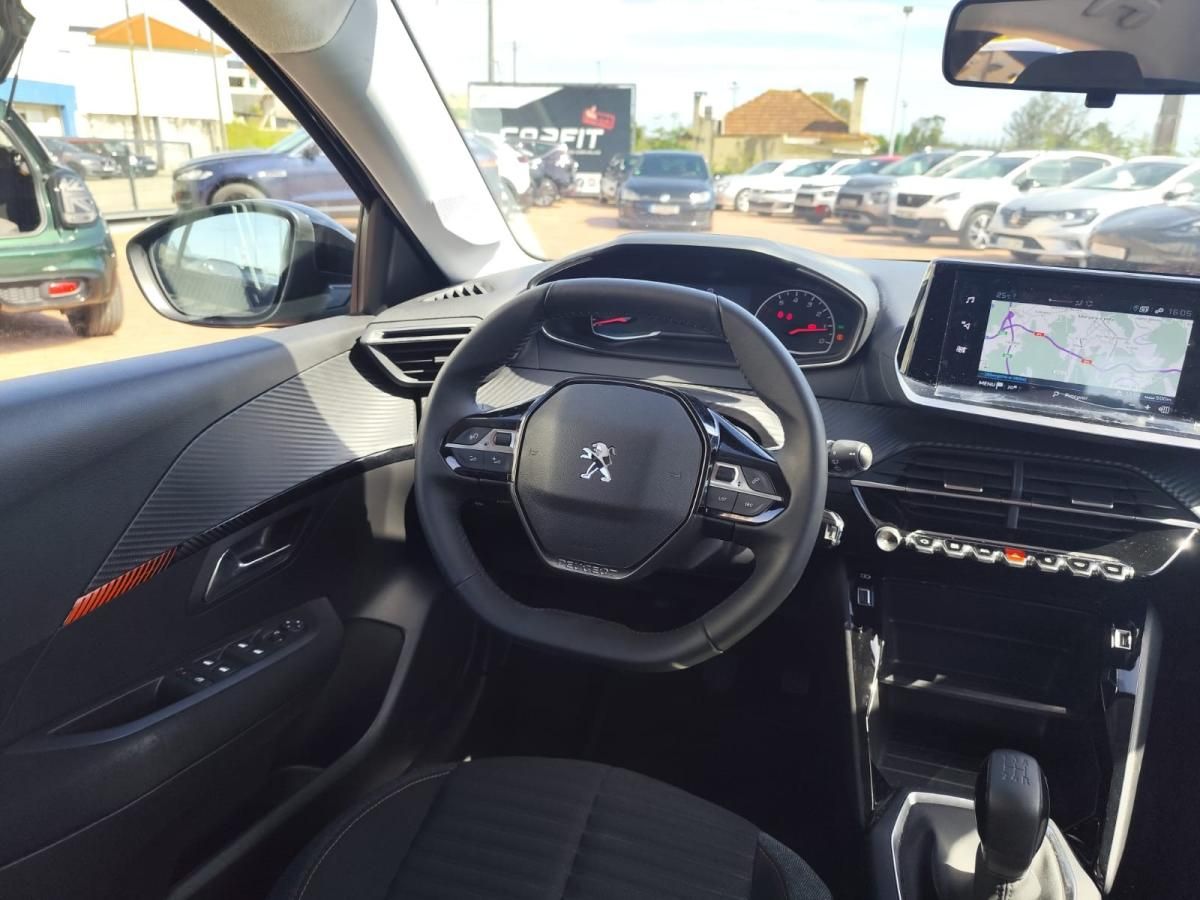 peugeot-208-2023-gasolina-1199cc