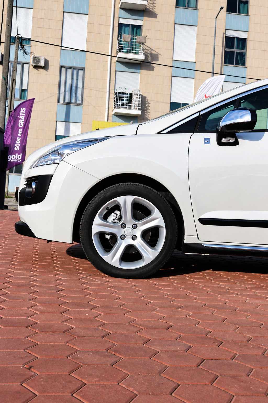 peugeot-3008-2012-hibrido-a-diesel-1997cc