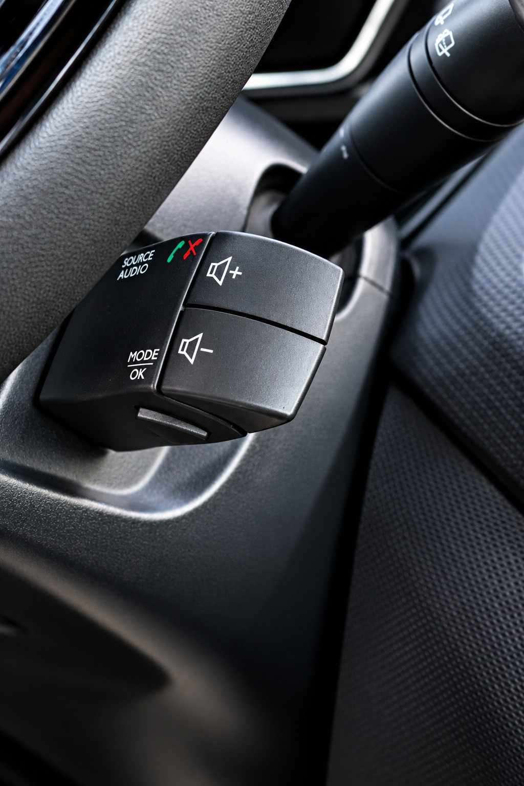 renault-captur-2013-diesel-1461cc