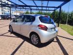 peugeot-208-2016-diesel-1560cc