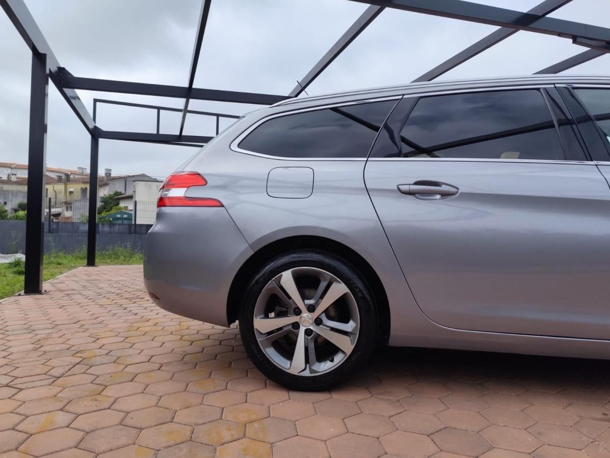 peugeot-308-sw-2017-diesel-1560cc