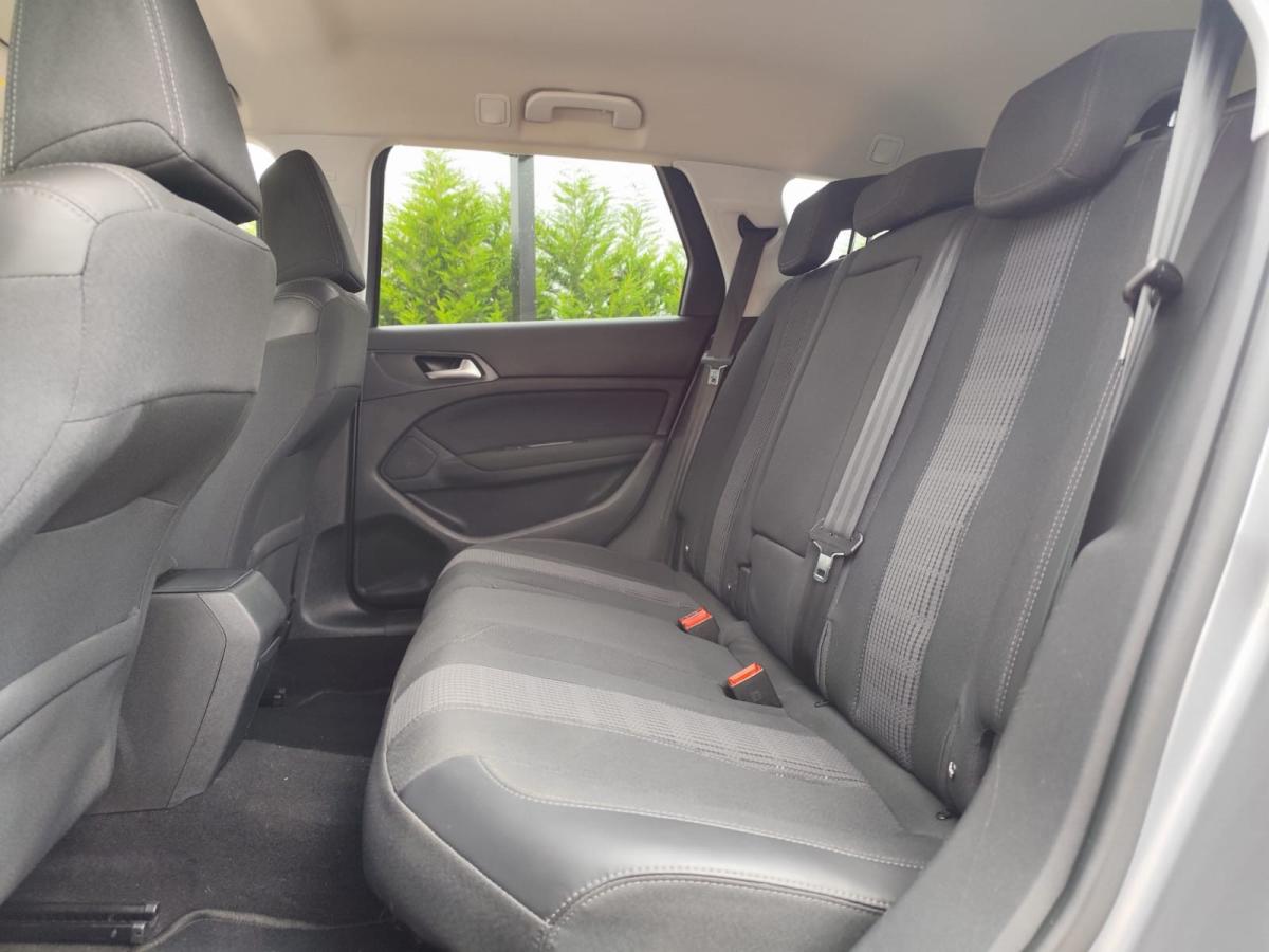 peugeot-308-sw-2017-diesel-1560cc