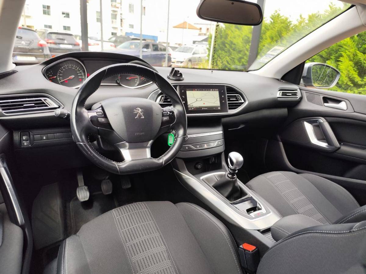 peugeot-308-sw-2017-diesel-1560cc