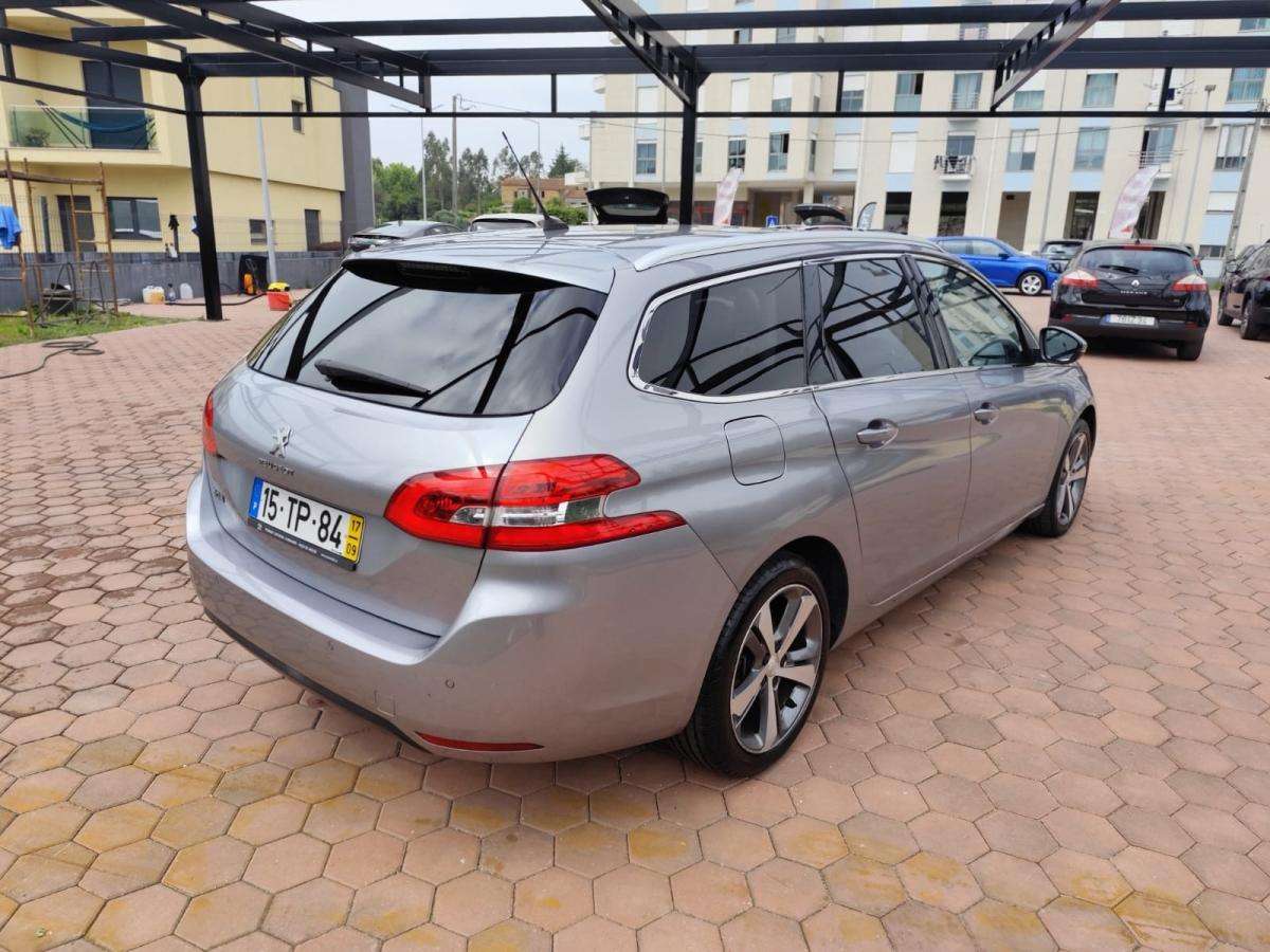 peugeot-308-sw-2017-diesel-1560cc