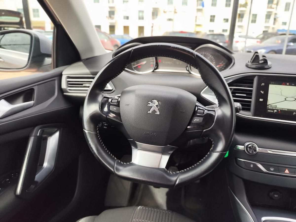 peugeot-308-sw-2017-diesel-1560cc