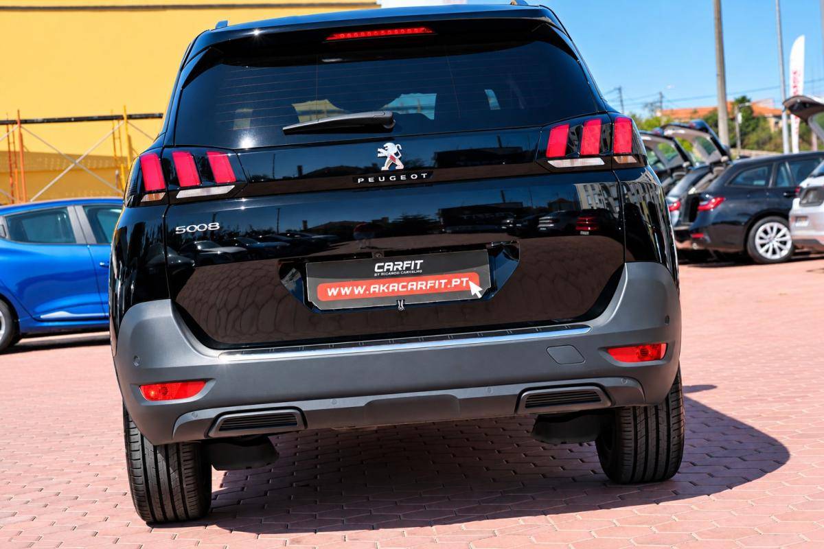 peugeot-5008-2023-diesel-1499cc