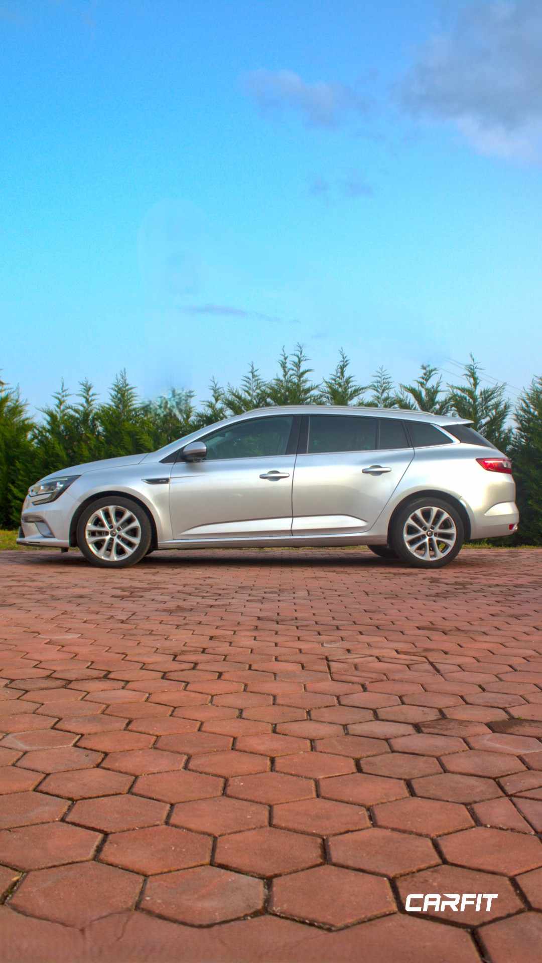 renault-megane-sport-tourer-2020-diesel-1461cc