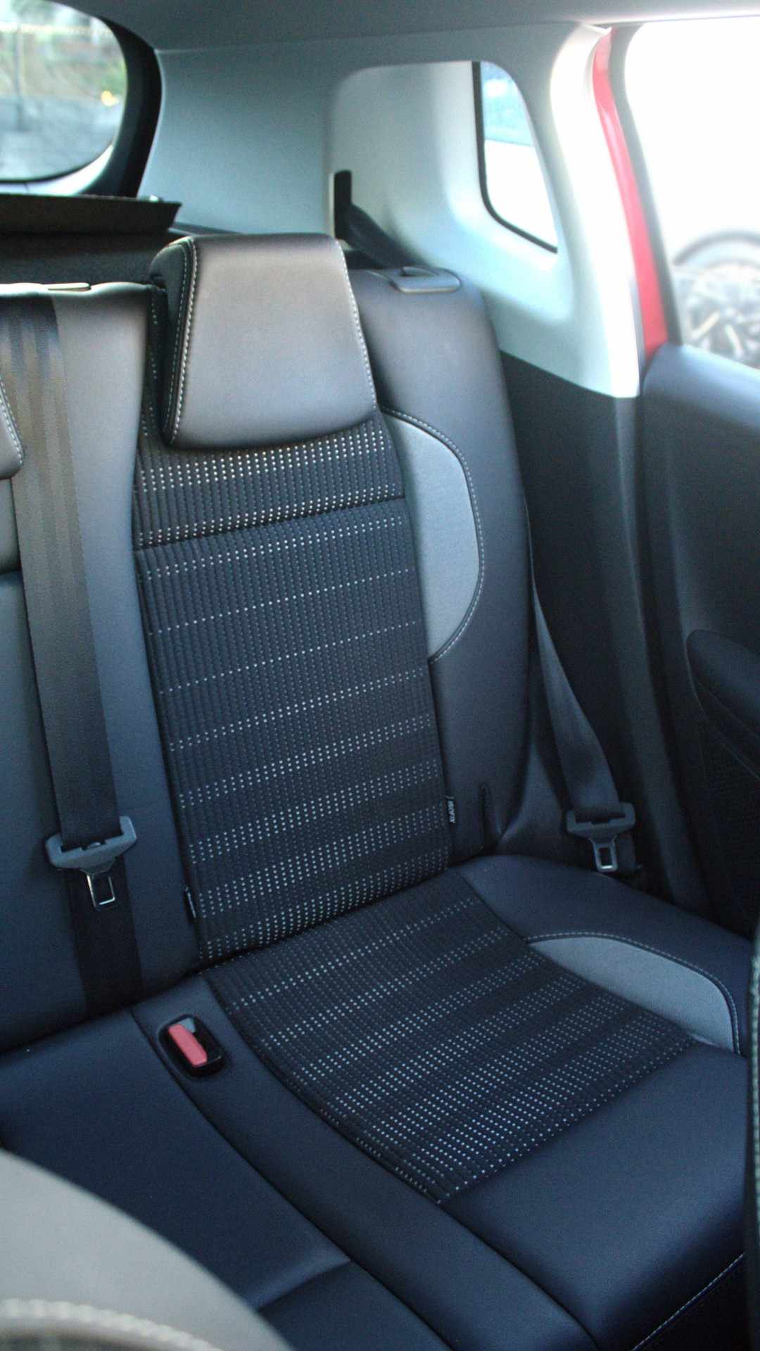 peugeot-2008-2018-gasolina-1199cc