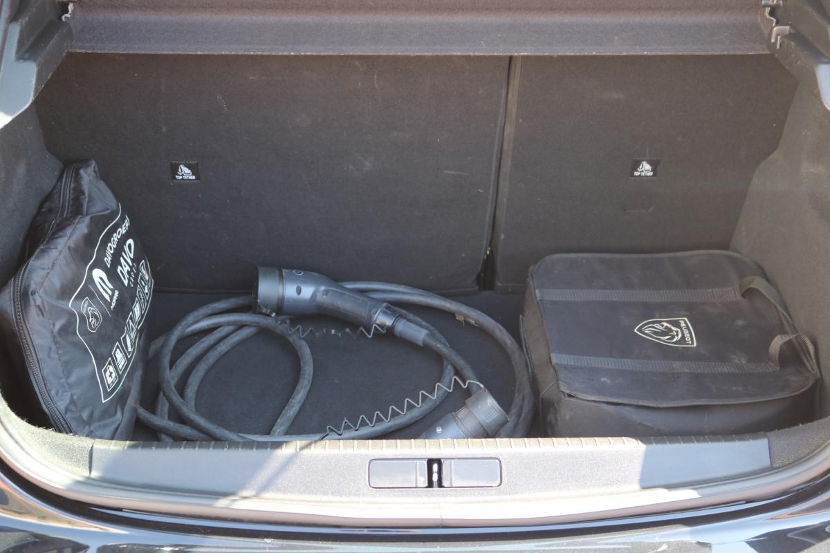 peugeot-208-2023-eletrico-0cc
