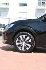 peugeot-208-2023-eletrico-0cc