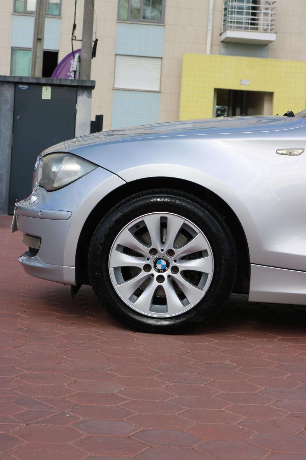 bmw-serie-1-2009-diesel-1995cc