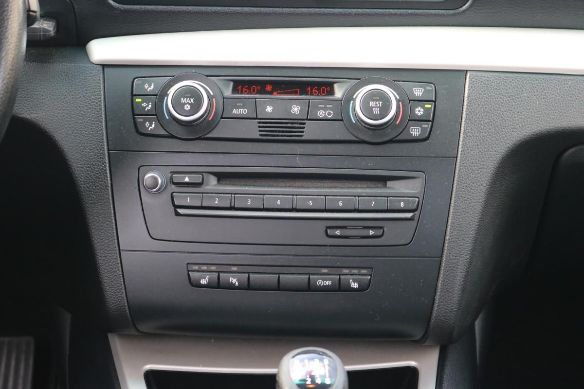 bmw-serie-1-2009-diesel-1995cc