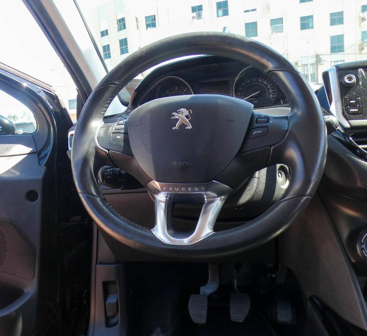 peugeot-2008-2019-diesel-1499cc