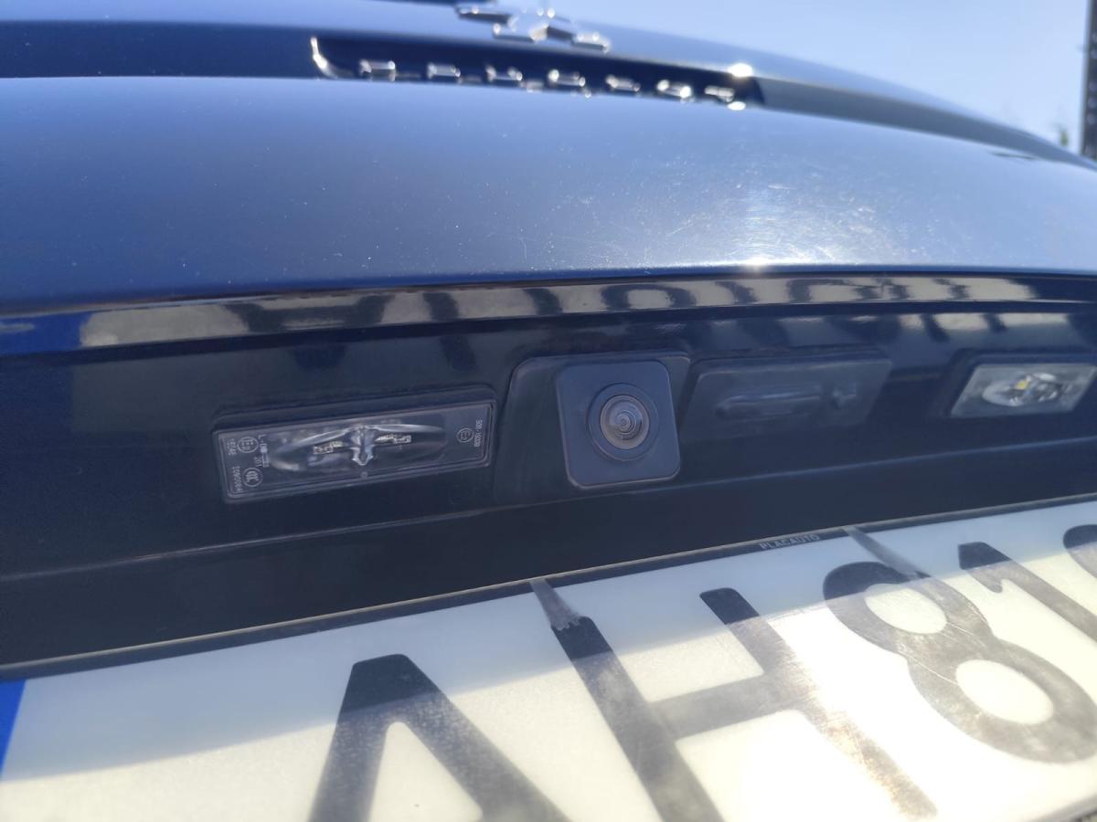 peugeot-5008-2021-diesel-1499cc