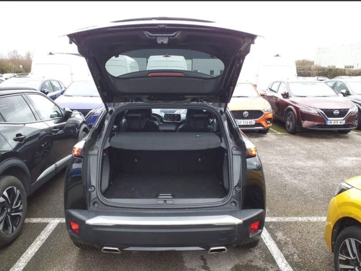 peugeot-2008-2023-gasolina-1199cc