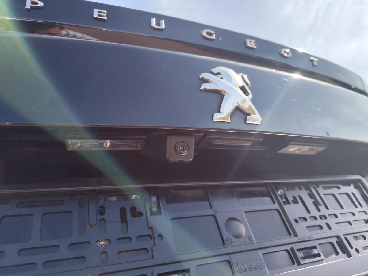peugeot-2008-2023-gasolina-1199cc