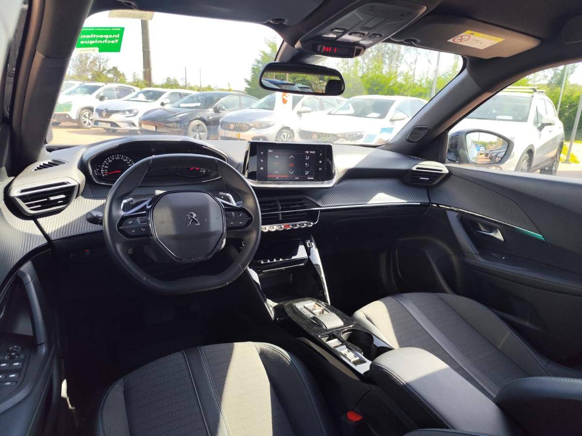 peugeot-2008-2023-gasolina-1199cc