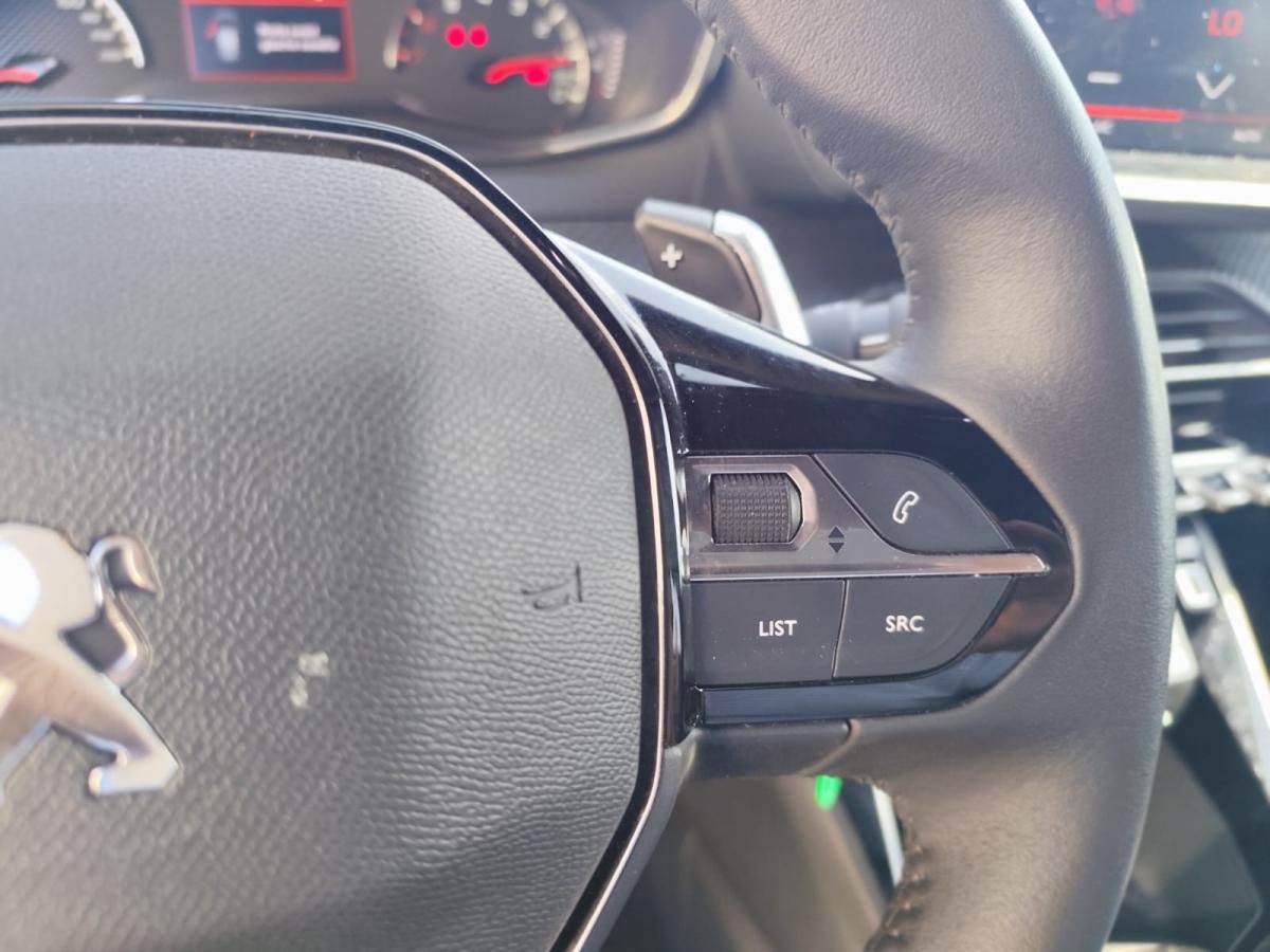 peugeot-2008-2023-gasolina-1199cc