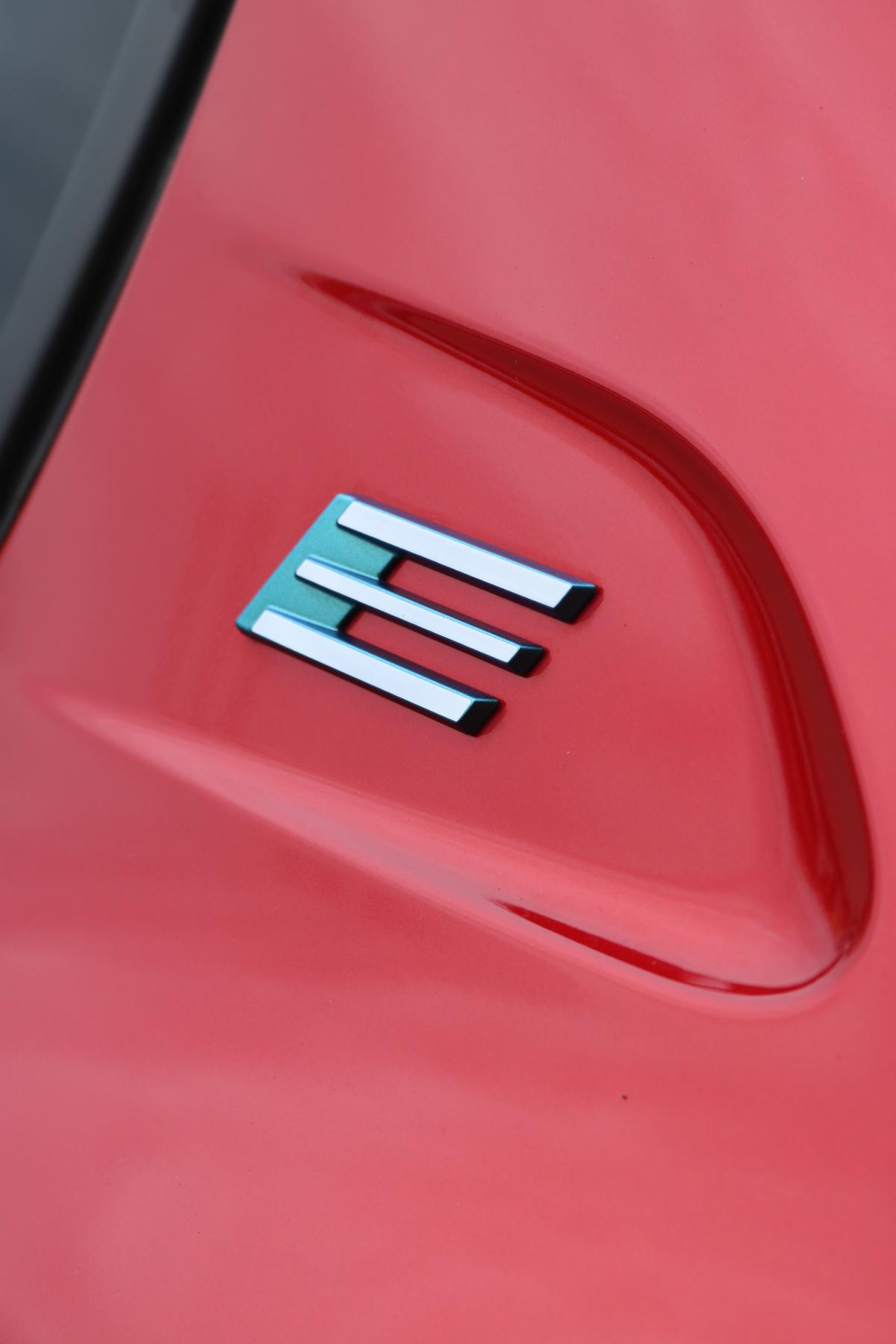peugeot-208-2024-eletrico-0cc