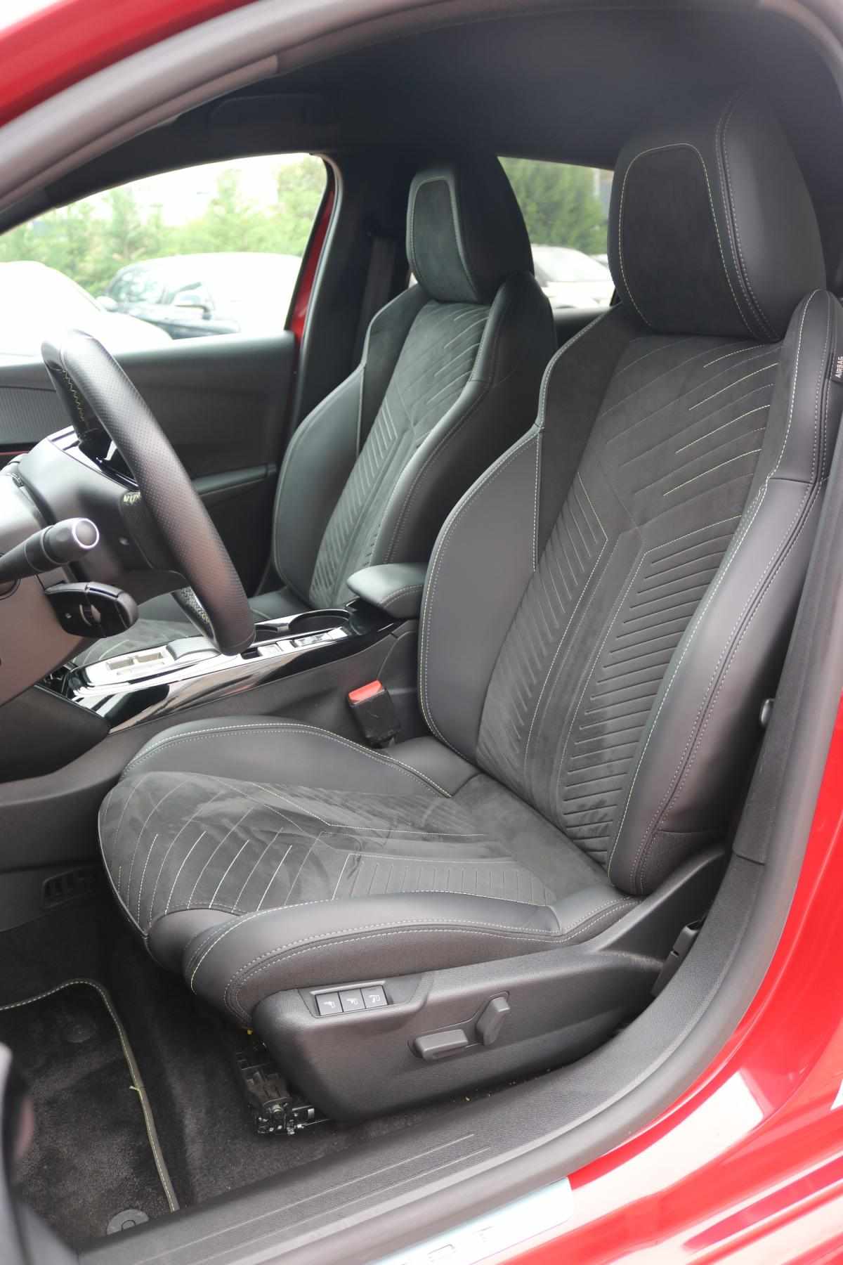 peugeot-208-2024-eletrico-0cc