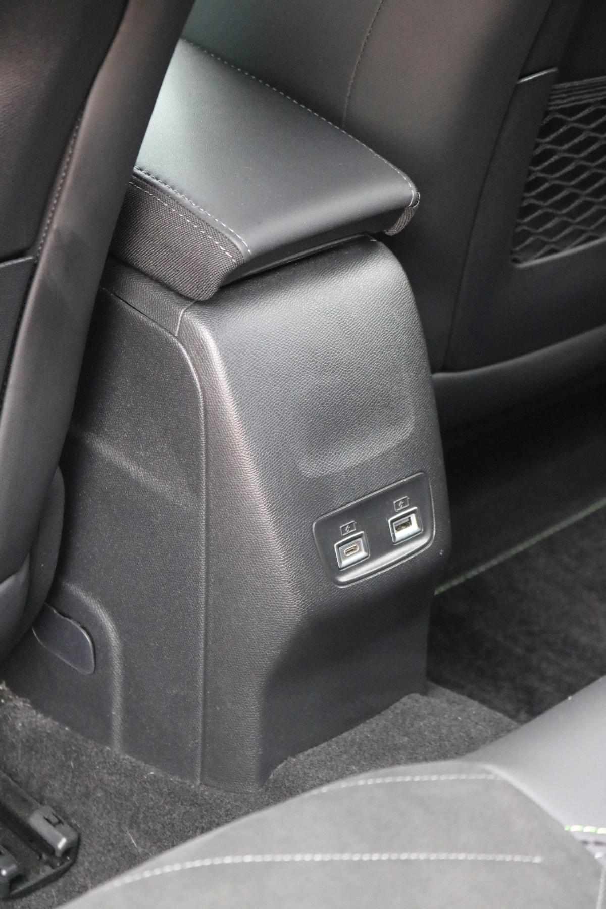 peugeot-208-2024-eletrico-0cc